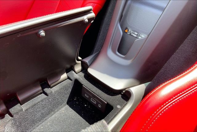 Used 2022 Chevrolet Corvette Stingray Preferred Conv w/ Z51 Performance Package RWD image 27