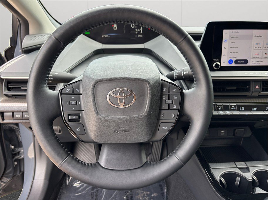 Used 2024 Toyota Prius XLE FWD image 24