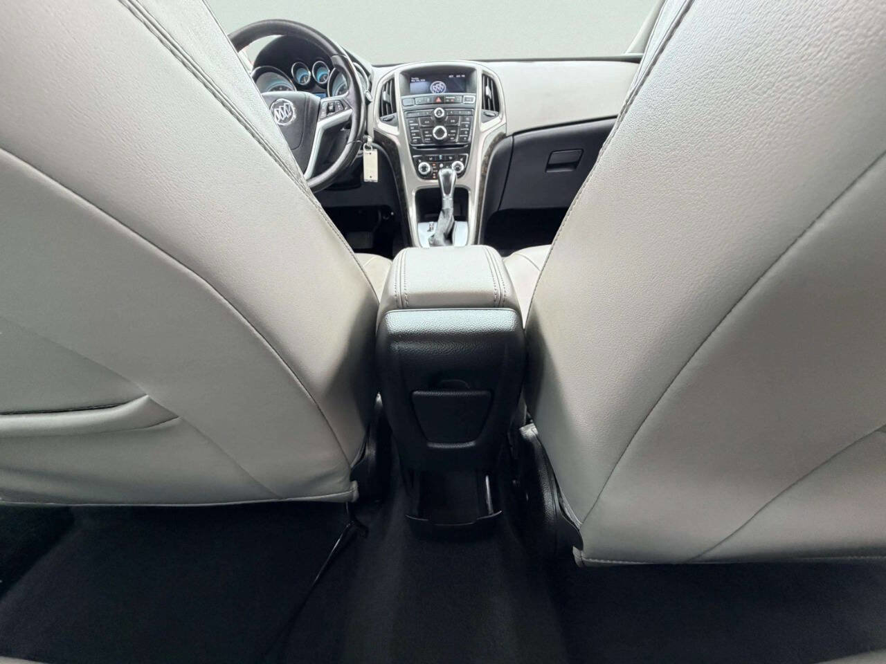 Used 2015 Buick Verano Convenience FWD image 25