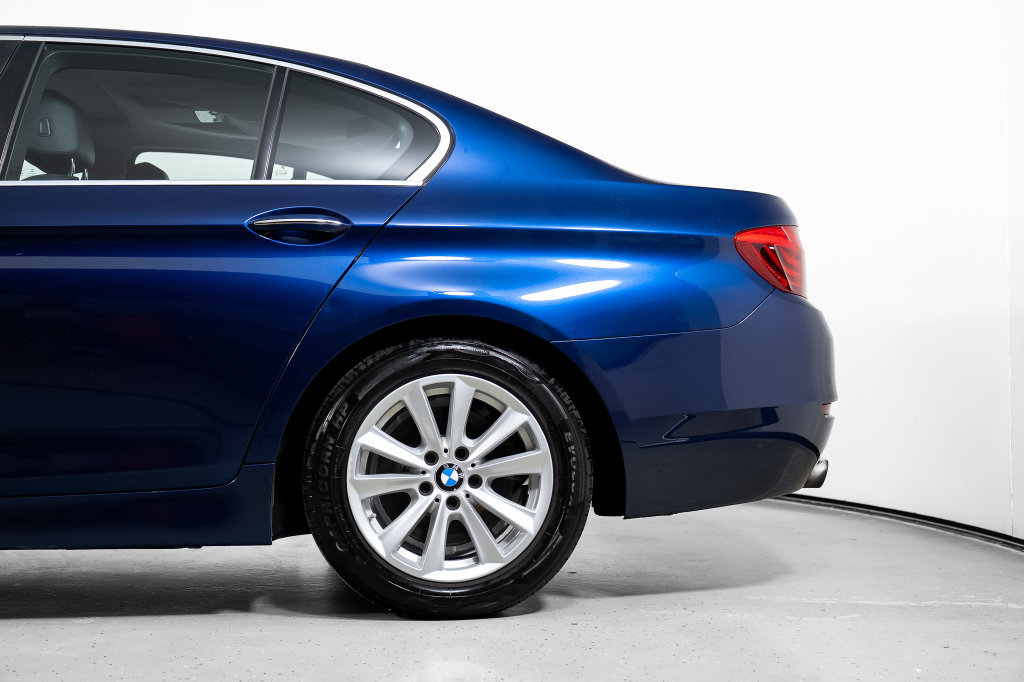 Used 2016 BMW 528i Sedan RWD image 13