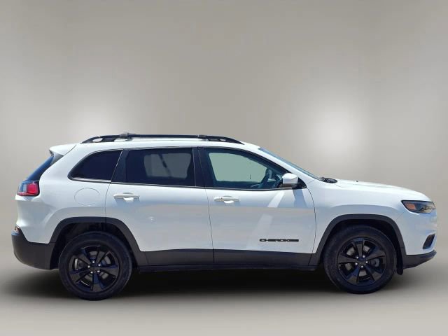 Used 2019 Jeep Cherokee Latitude Plus AWD/4WD image 4