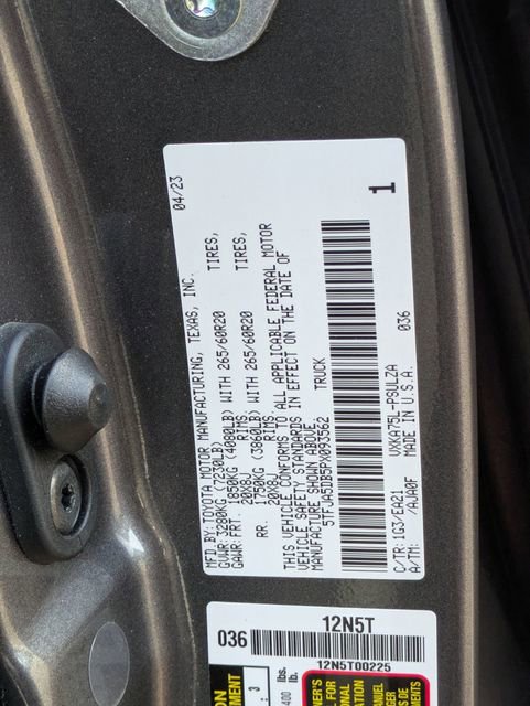 Used 2023 Toyota Tundra Limited image 32