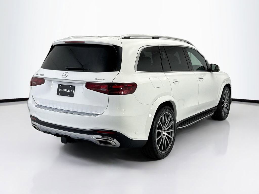Used 2025 Mercedes-Benz GLS 580 4MATIC image 5