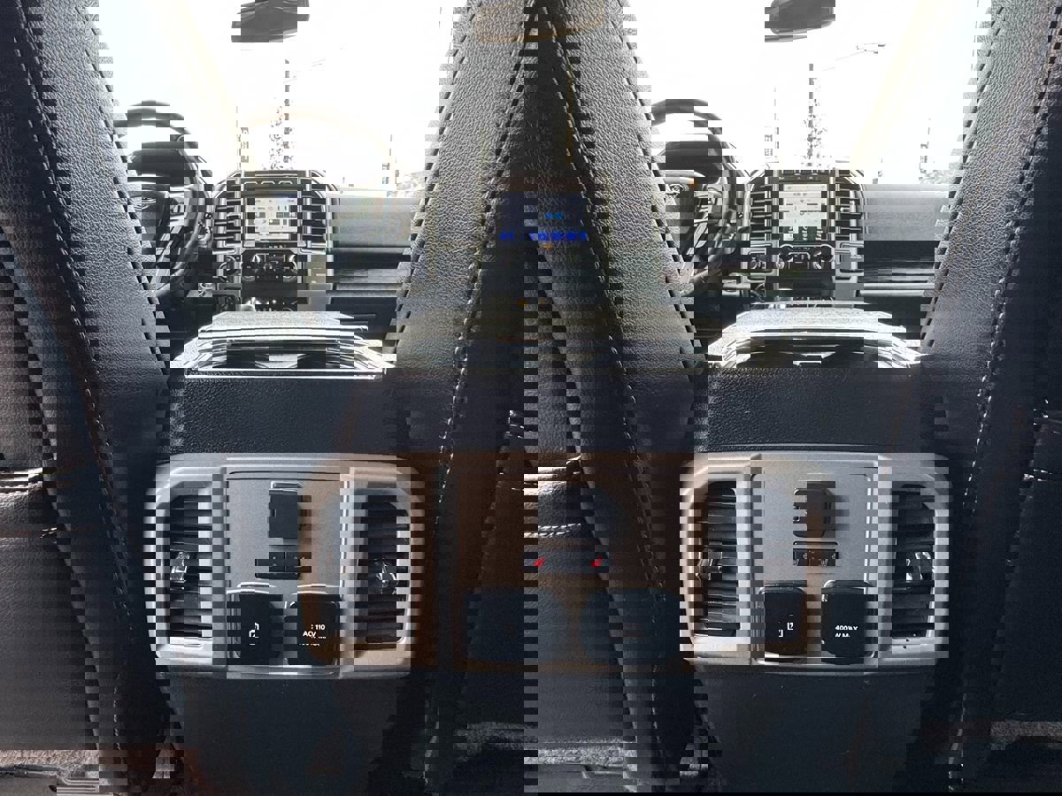 Used 2020 Ford F150 Lariat w/ Equipment Group 502A Luxury image 14