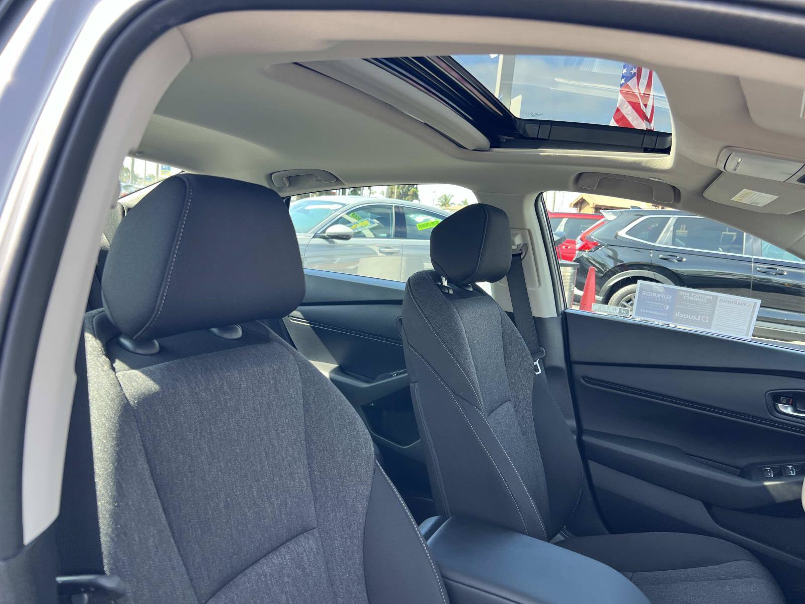 Certified 2025 Honda Accord SE image 30