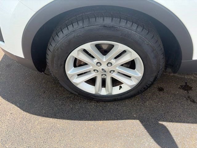 Used 2017 Ford Explorer XLT FWD image 45