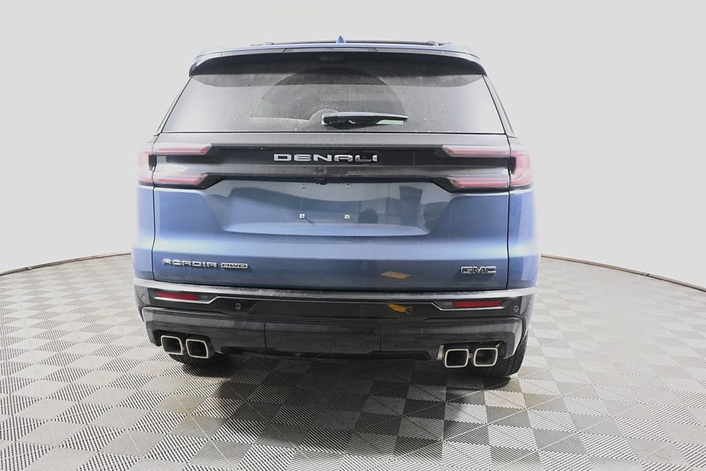 Used 2026 GMC Acadia Denali Ultimate w/ LPO, Floor Liner Package AWD/4WD image 6