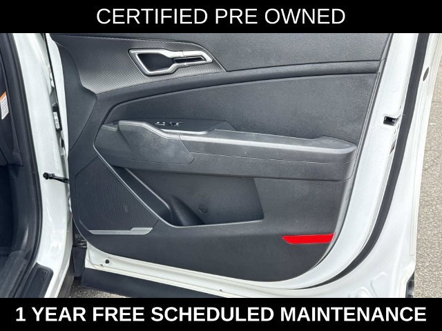 Used 2024 Kia Sportage LX AWD/4WD image 8