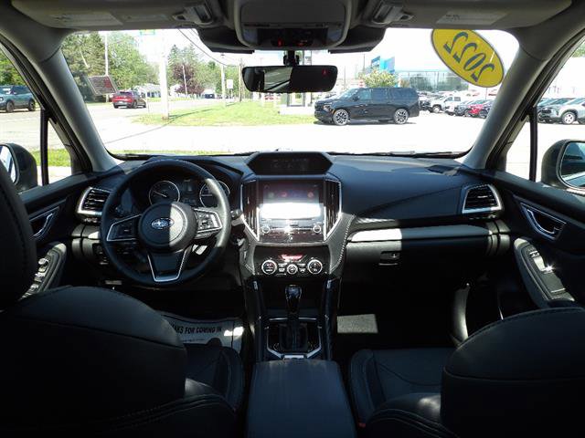 Used 2022 Subaru Forester Limited AWD/4WD image 32