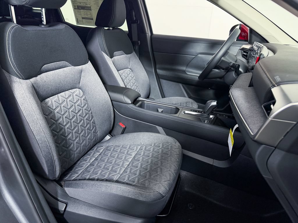 New 2026 Nissan Kicks SV w/ Interior Electronics Package AWD/4WD image 10