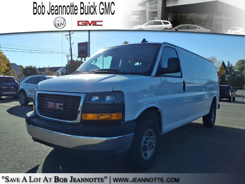 Used 2025 GMC Savana 2500 Extended w/ Driver Convenience Package