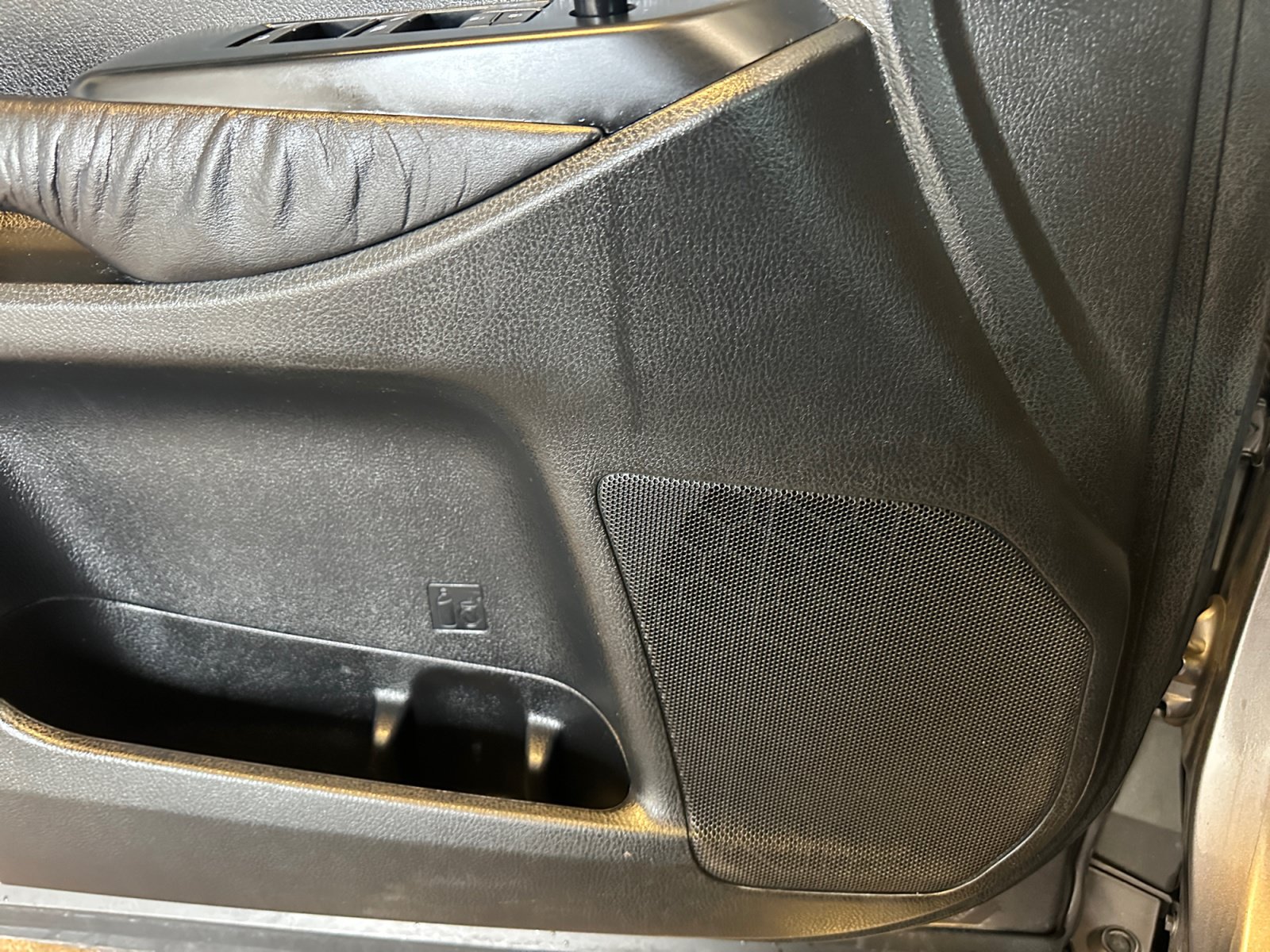Used 2016 Toyota Highlander XLE FWD image 28