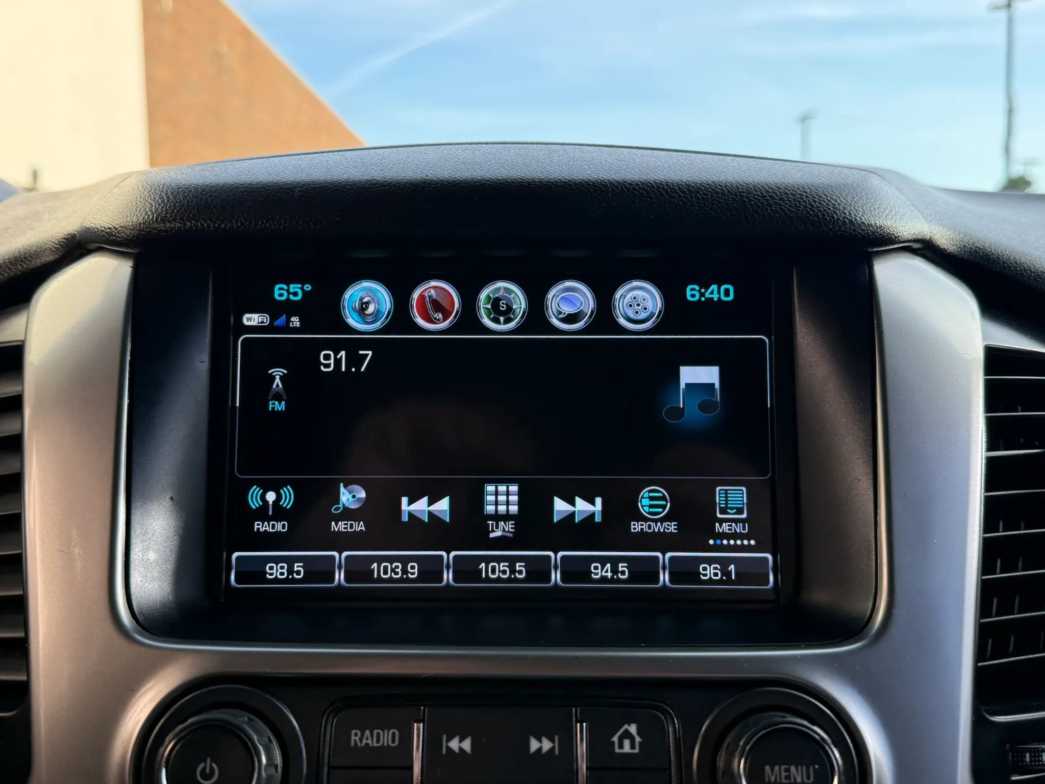 Used 2018 Chevrolet Tahoe Premier image 38