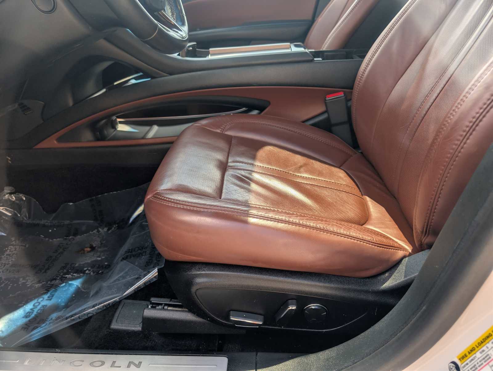 Used 2017 Lincoln MKZ Reserve image 17