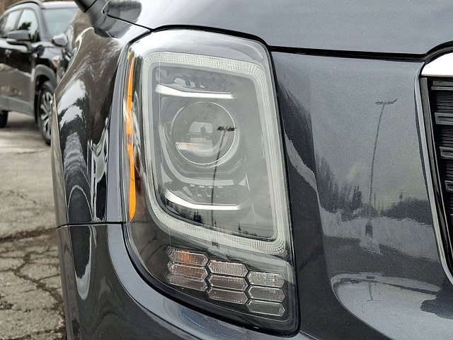 Used 2022 Kia Telluride LX image 29