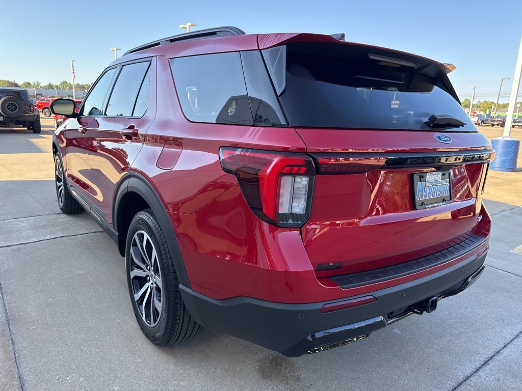 New 2025 Ford Explorer ST-Line image 6