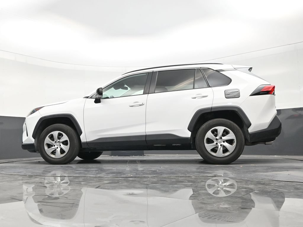 Used 2020 Toyota RAV4 LE FWD image 21