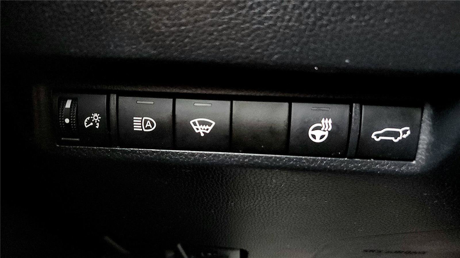 Certified 2022 Toyota RAV4 XLE Premium image 45