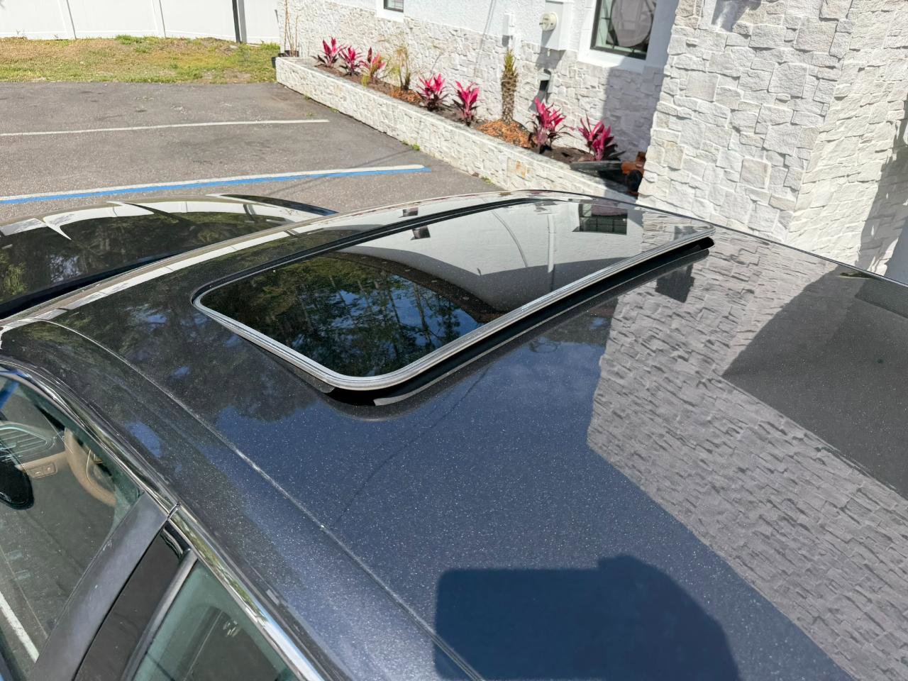 Used 2020 Genesis G90 3.3T Premium image 15