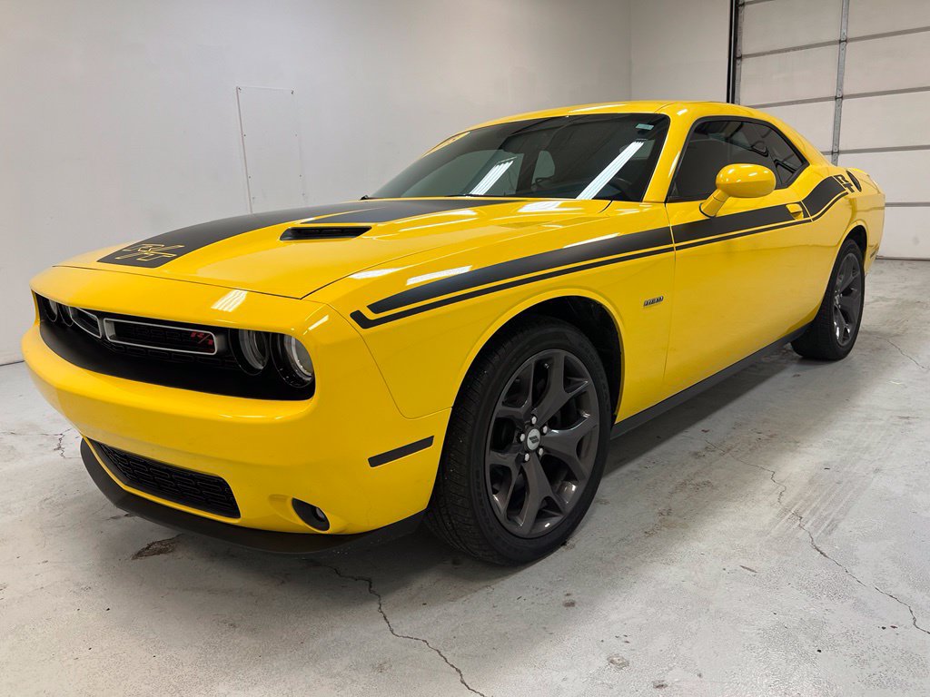 Used 2018 Dodge Challenger R/T Plus RWD image 12