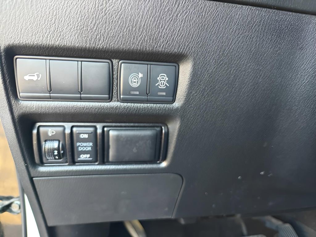 Used 2019 Nissan Armada SL w/ Premium Package image 30