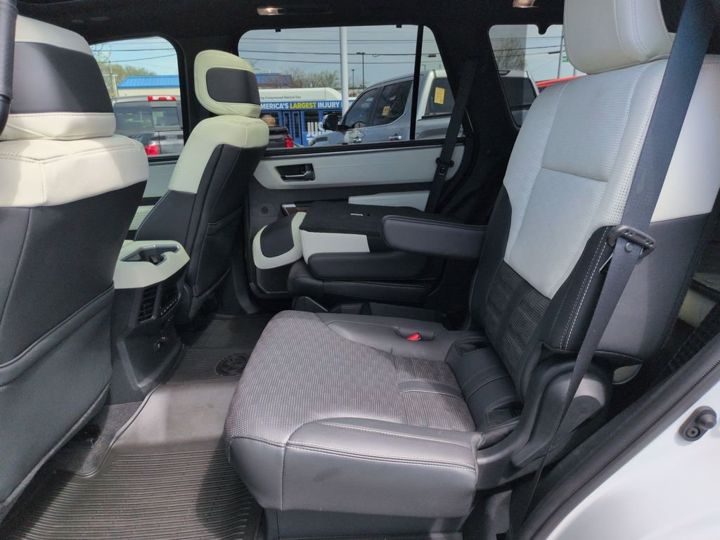Used 2024 Toyota Sequoia Capstone AWD/4WD image 25