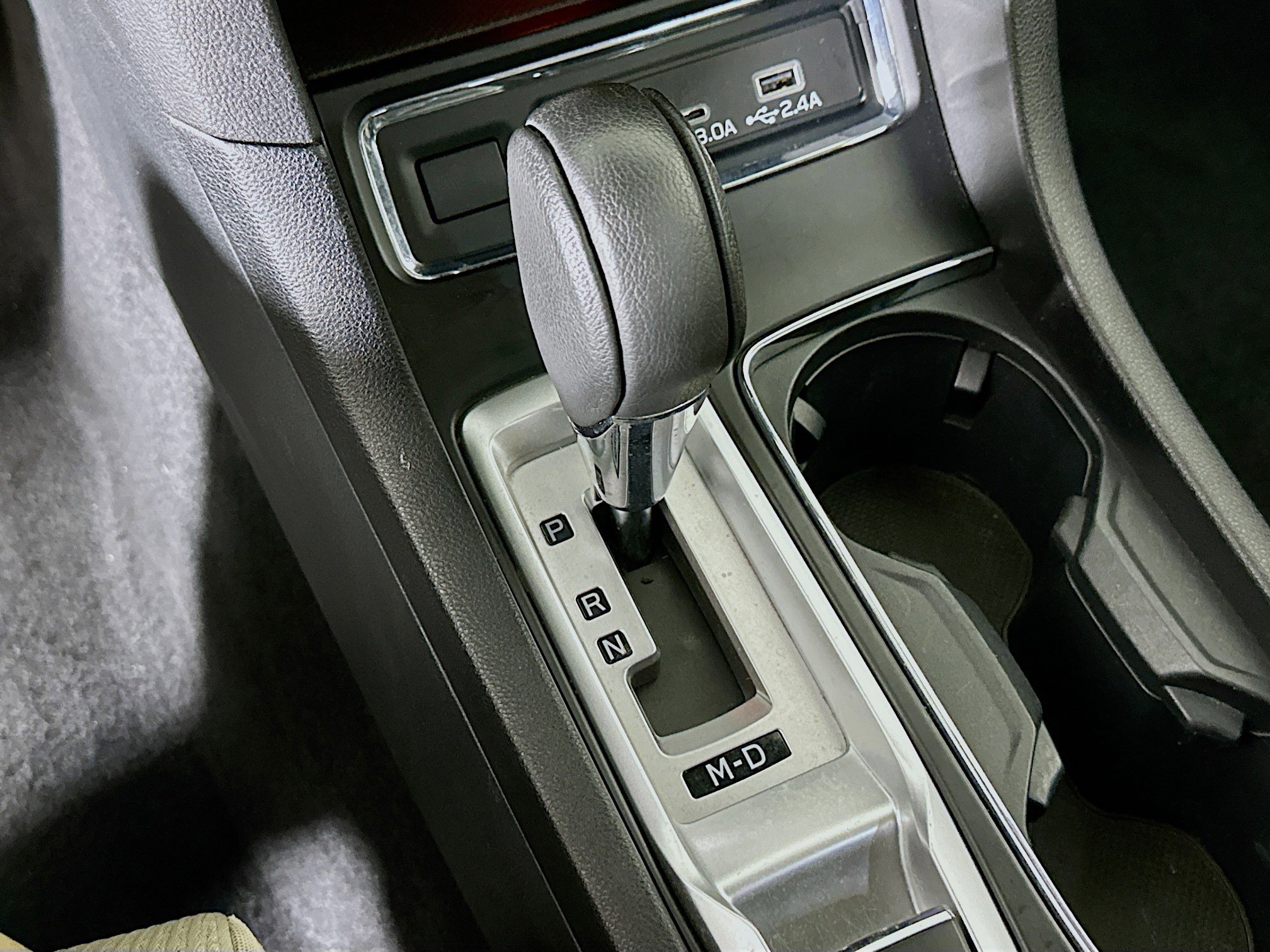 Used 2024 Subaru Ascent Premium w/ Convenience Package image 24