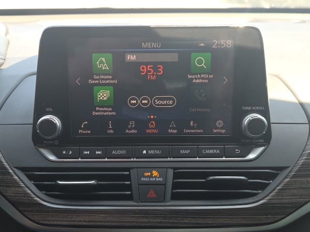 Used 2020 Nissan Altima 2.0 Platinum FWD image 27