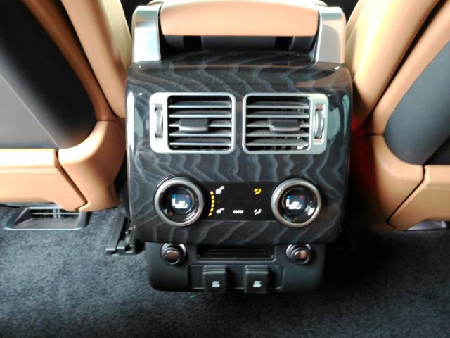 Used 2021 Land Rover Range Rover Autobiography AWD/4WD image 35