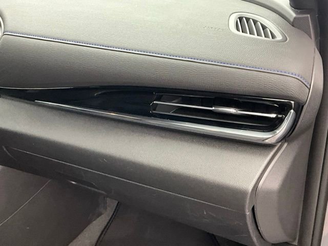 Used 2025 Buick Envista Sport Touring FWD image 11