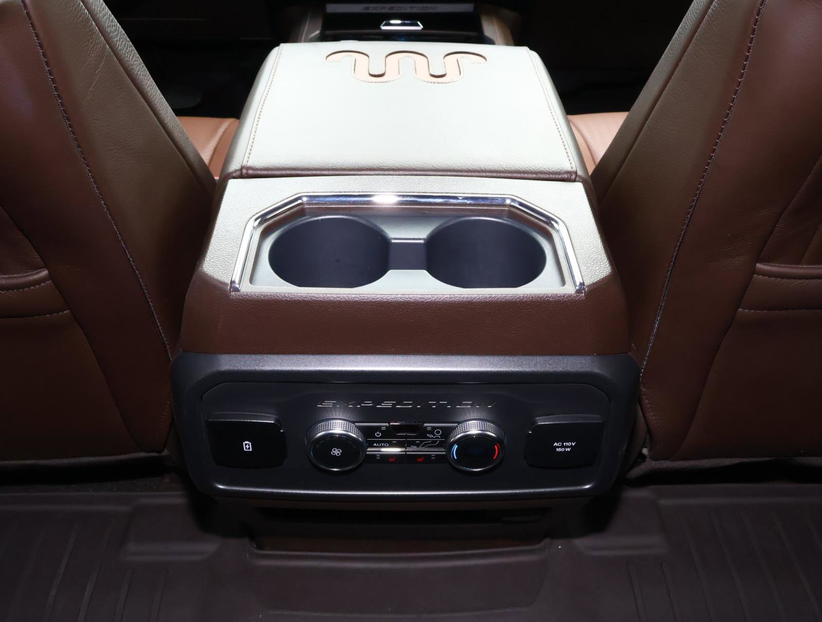 Used 2024 Ford Expedition King Ranch image 15