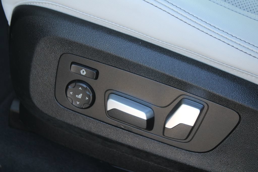 Used 2025 BMW X5 xDrive40i AWD/4WD image 28