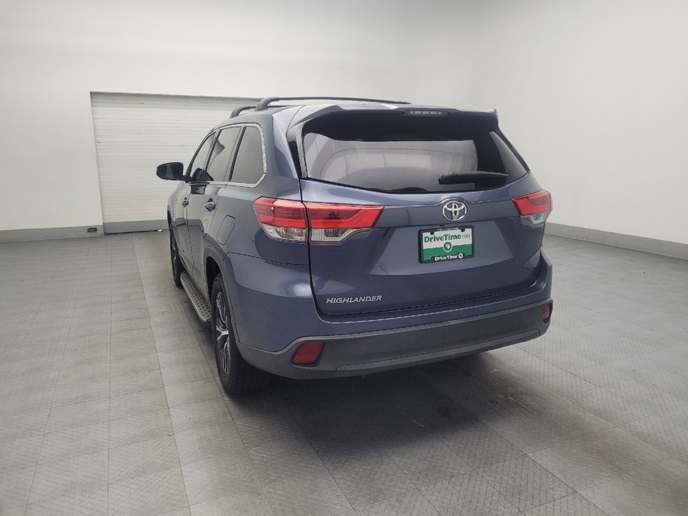 Used 2019 Toyota Highlander LE FWD image 5