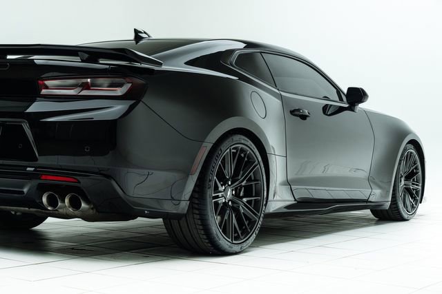 Used 2018 Chevrolet Camaro ZL1 image 13