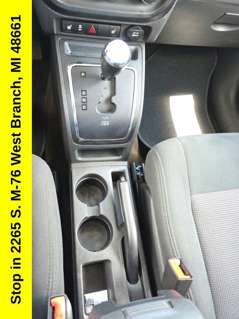 Used 2014 Jeep Patriot Latitude AWD/4WD image 21