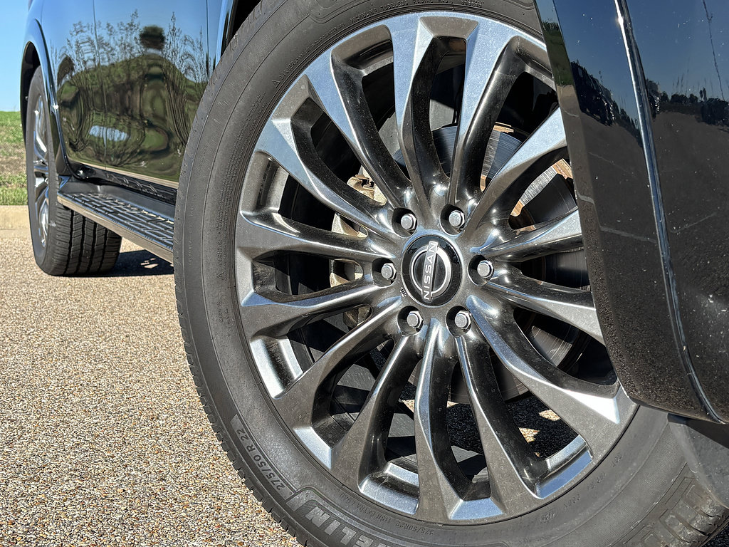 Used 2021 Nissan Armada Platinum RWD image 2