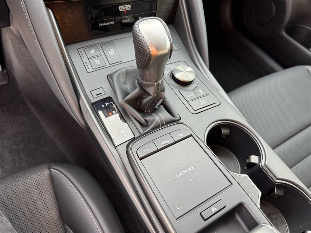 Used 2024 Lexus IS 500 image 30