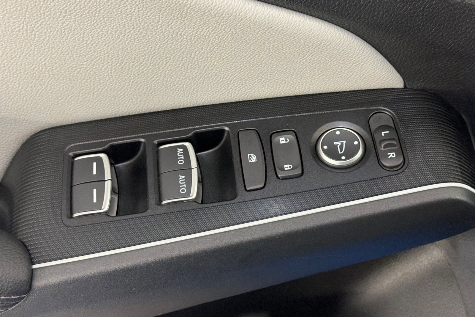 Used 2026 Honda Civic Sport Touring image 14