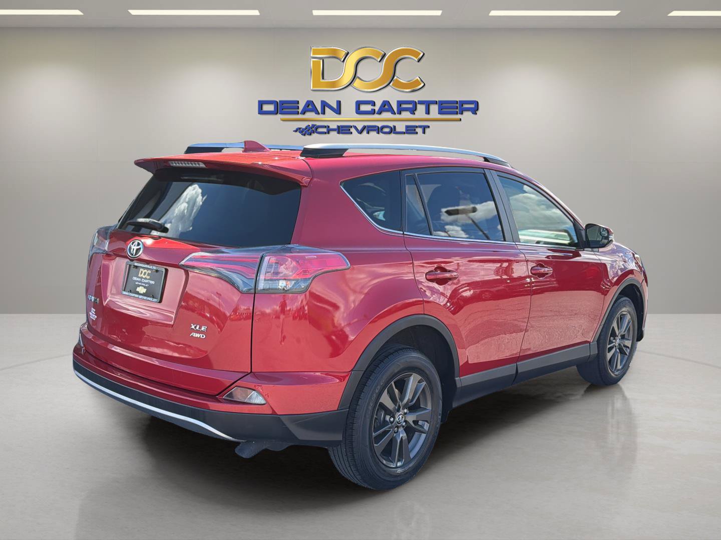 Used 2017 Toyota RAV4 XLE w/ All Weather Liner Package AWD/4WD image 5