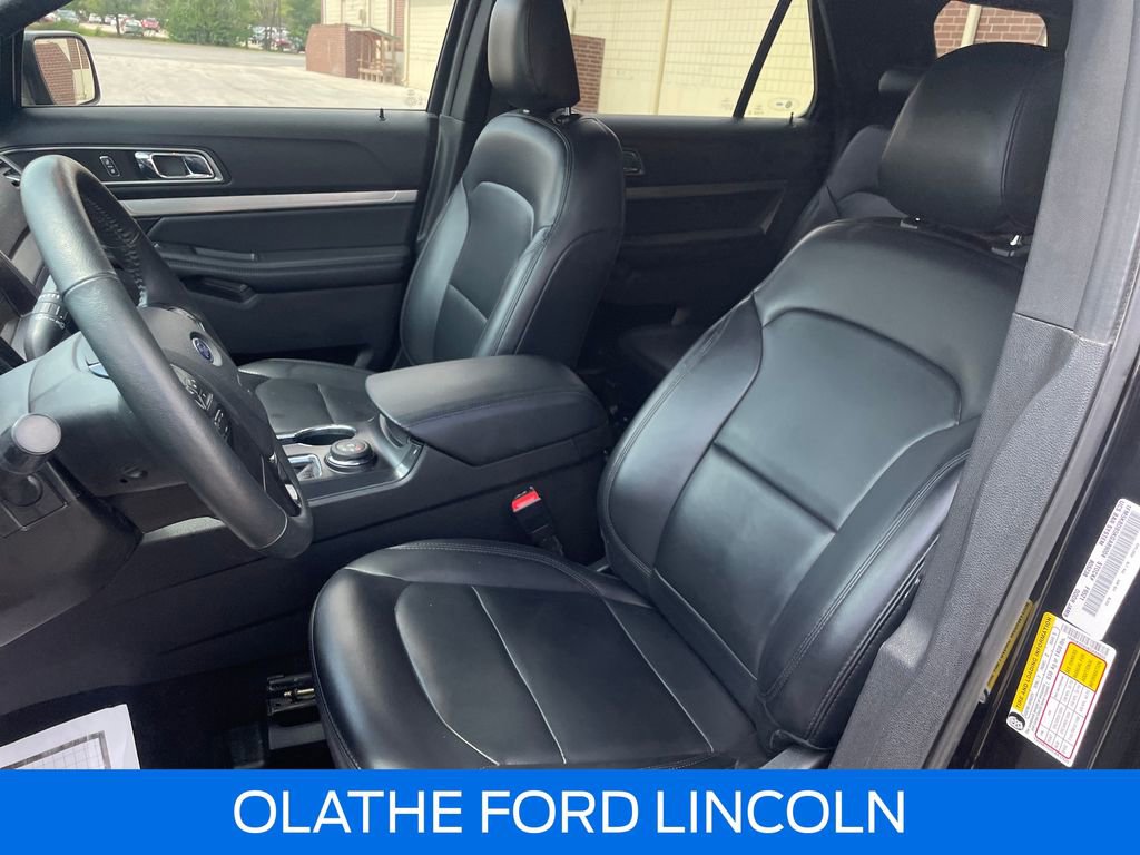 Certified 2019 Ford Explorer XLT w/ Equipment Group 202A AWD/4WD image 13
