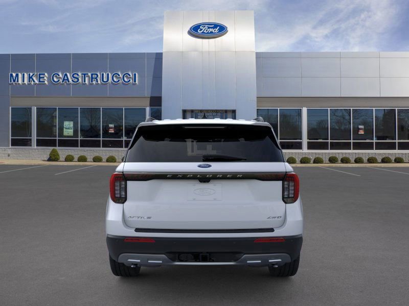New 2026 Ford Explorer Active w/ Active Comfort Package image 5