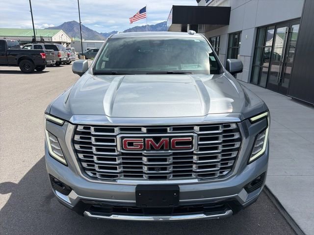 Used 2025 GMC Yukon Denali image 2