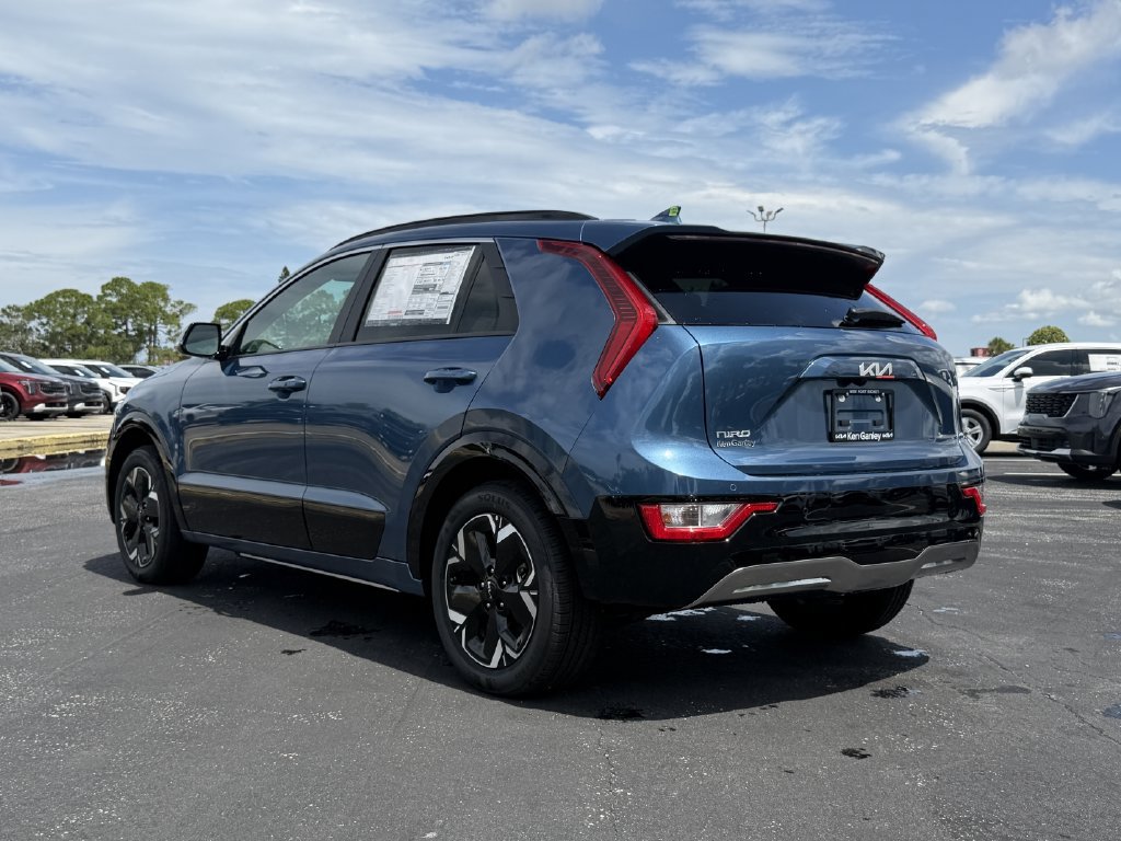 New 2026 Kia Niro Wind FWD image 6