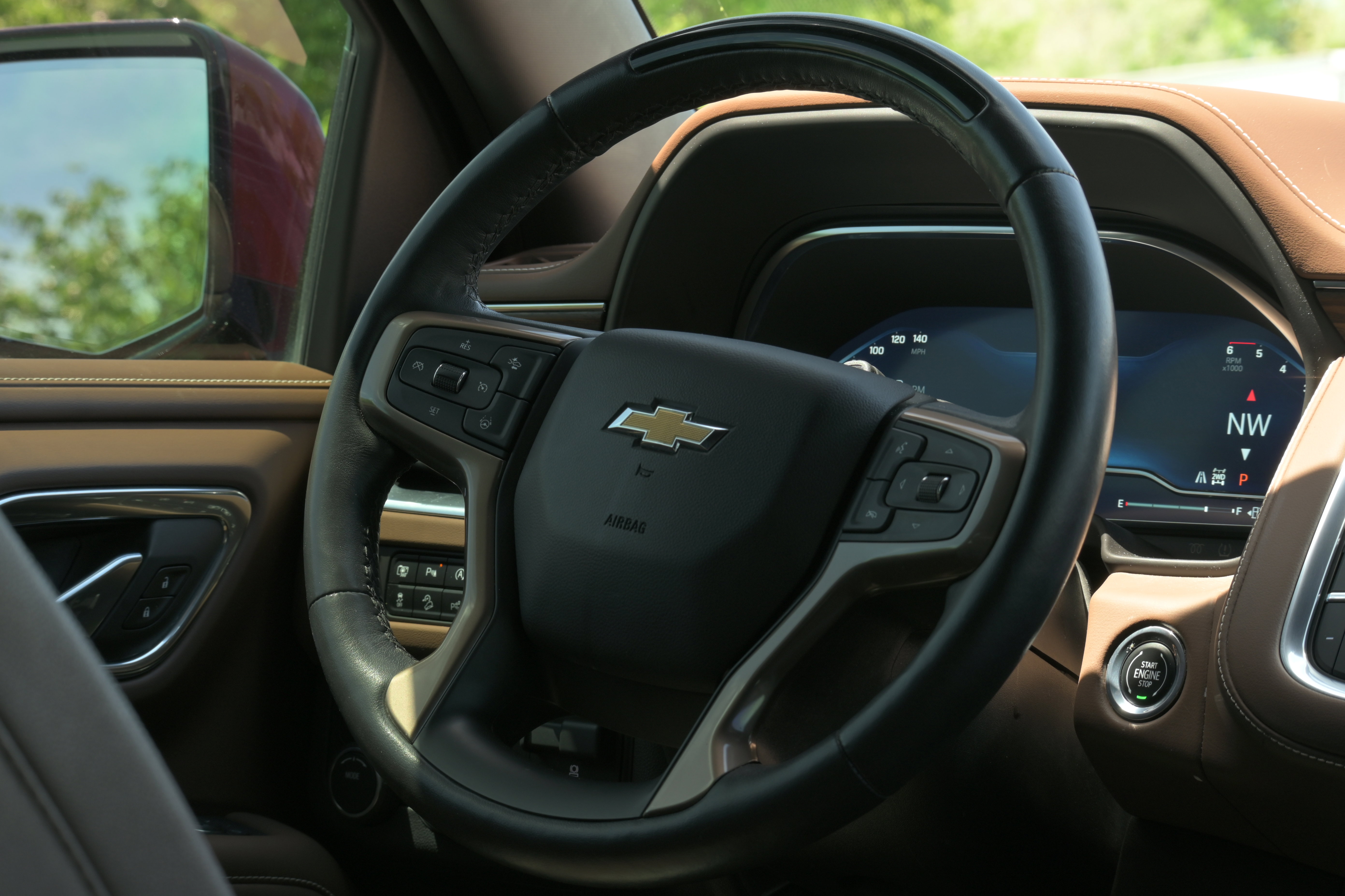 Used 2023 Chevrolet Tahoe High Country w/ Advanced Technology Package AWD/4WD image 12