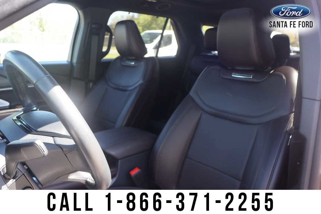Used 2025 Ford Explorer Platinum image 11