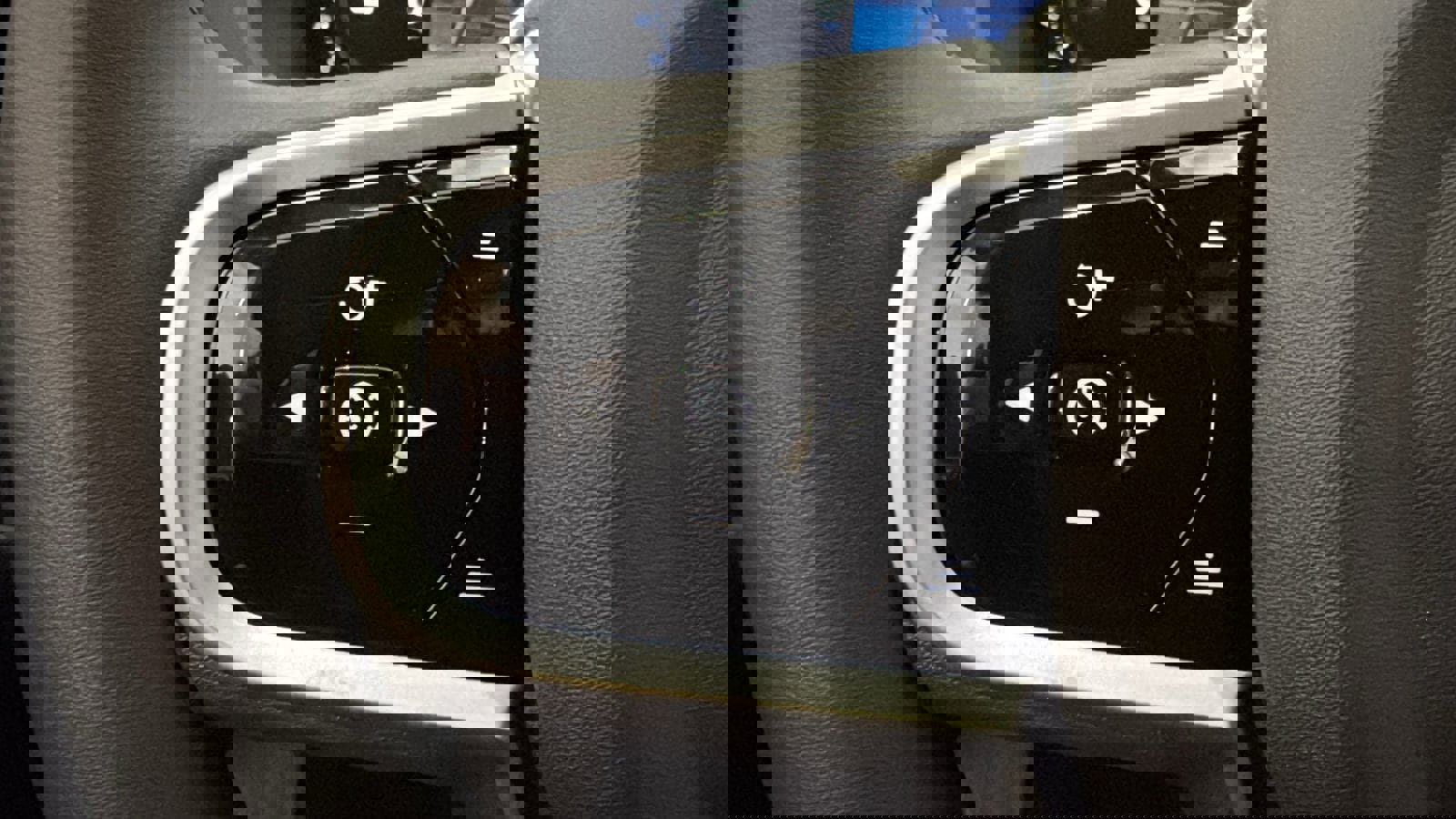 New 2026 Volvo XC60 T8 Plus w/ Protection Package Premier image 13