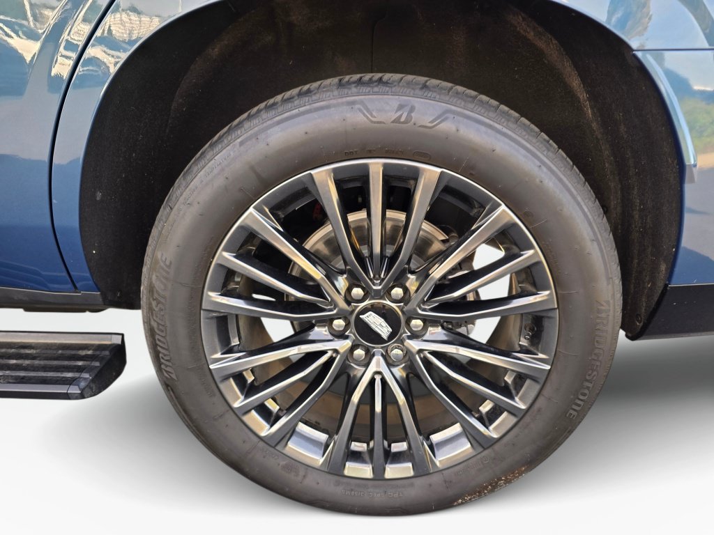 Used 2025 Cadillac Escalade Sport Platinum AWD/4WD image 22