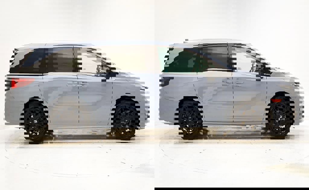 Used 2025 Honda Odyssey Sport-L image 3