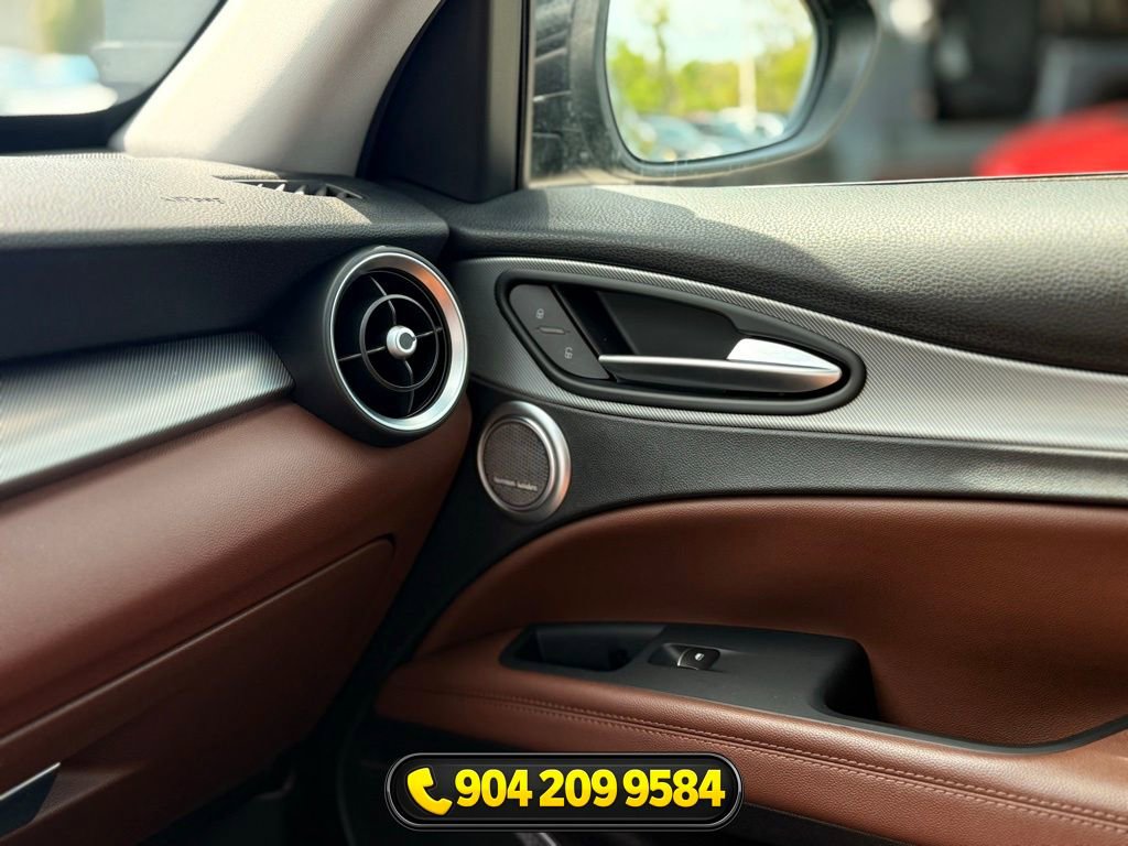 Used 2018 Alfa Romeo Stelvio Sport w/ Quick Order Package 22J Sport image 18