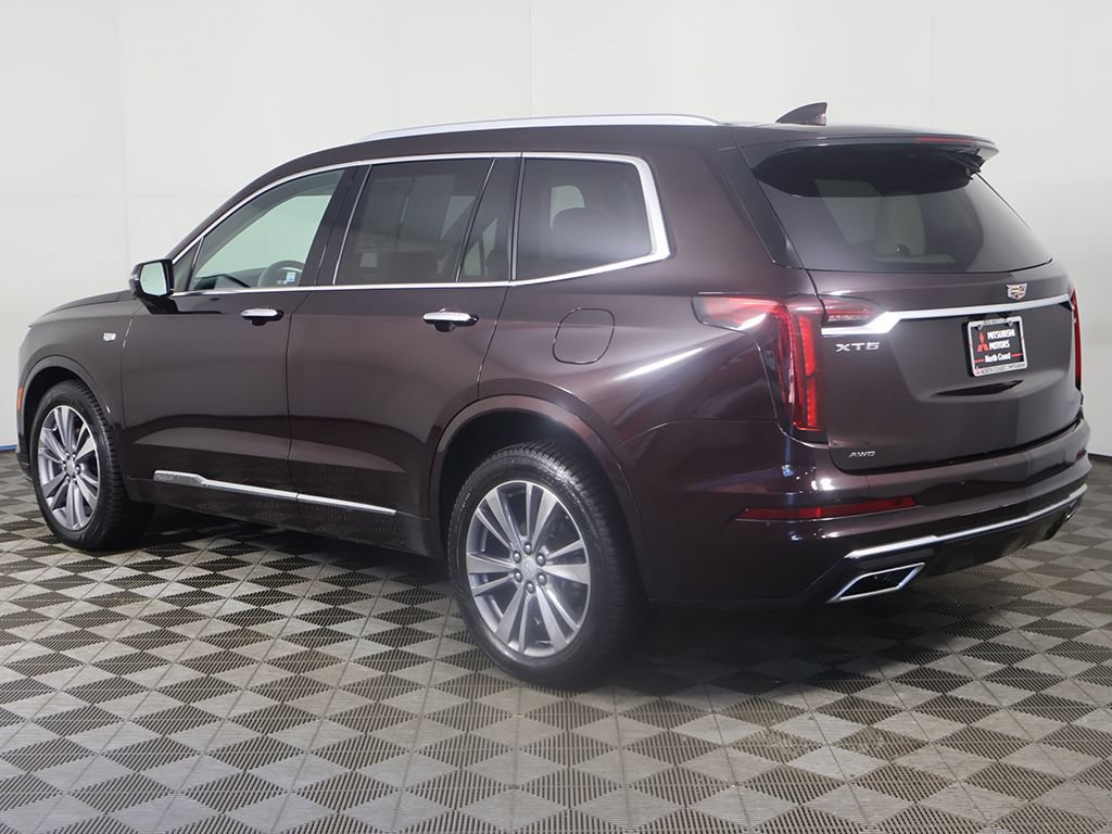 Used 2020 Cadillac XT6 Premium Luxury AWD/4WD image 12